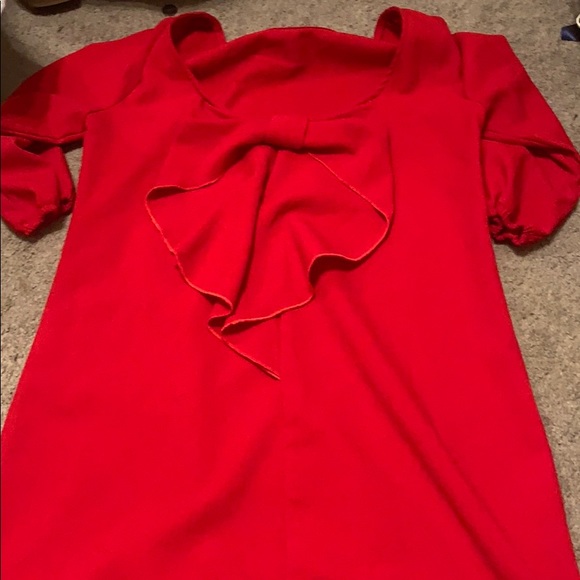 Red dress - Picture 2 of 3